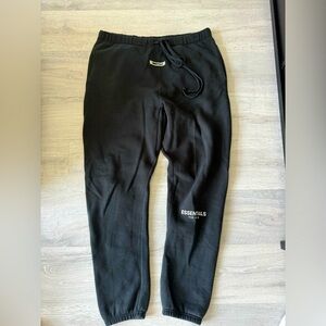 ESSENTIALS FEAR OF GOD TRACK PANTS